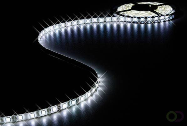 FLEXIBELE LED STRIP KOUD WIT 300 LEDs 5m 24V