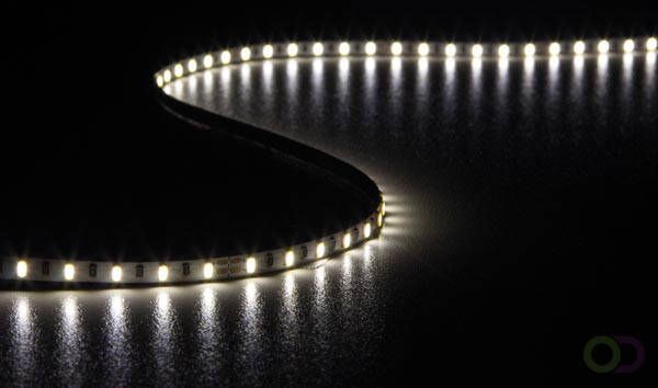 FLEXIBELE LED-STRIP NEUTRAALWIT 4500K 600 LEDS 5 M 24V