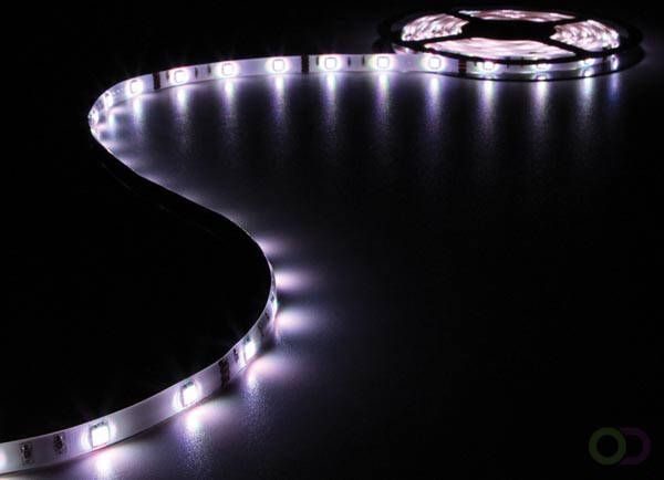 FLEXIBELE LED STRIP RGB 150 LEDS 5m 12V