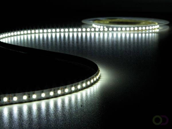 FLEXIBELE LEDSTRIP KOUDWIT 6500K 600 LEDs 5 m 24 V