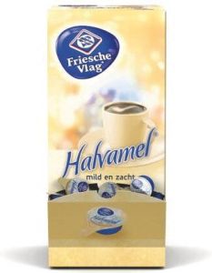 Friesche Vlag Halvamel koffiemelk cupjes van 7 ml doos van 400 stuks