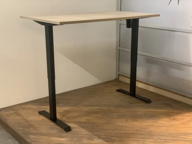 FERBOX - Kantoor & Design FB01 - elektrisch zit sta bureau met memory - zwart onderstel - robson midden eiken blad - NU MET GRATIS USB OPLADER! - 180 x 80 - NIEUW