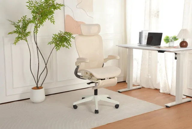 OKWISH Bureaustoel – Ergonomisch Opvouwbaar – Met 3D Hoofdsteun, Lendensteun & Voetsteun – Voor Werk, Studie & Ontspanning – Gaas – Crème cream