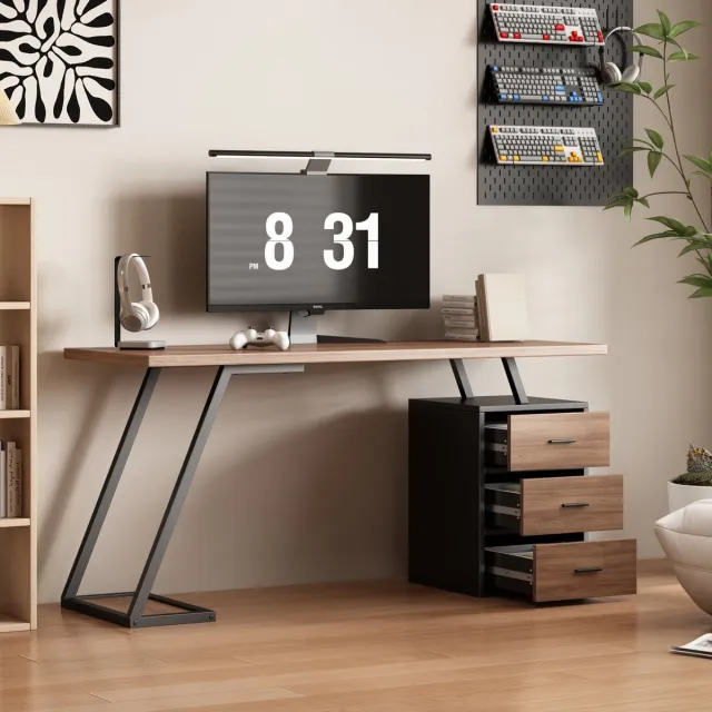 Wishdor Bureau met 3 lades - Industrieel design met soft-close en verstelbare opbergruimte - MDF met metaal frame - Donkerbruin - Woonkamer kantoor - 138,5 x 58 x 75 cm Dark Brown