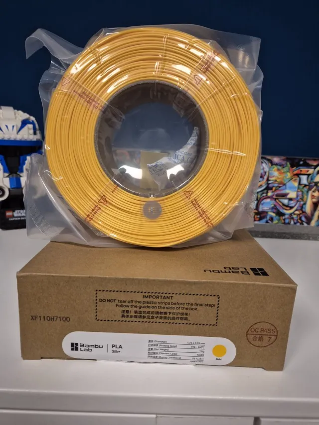 BAMBU LAB PLA Silk+ Gold Refill Filament 1kg – 1.75mm – Hoogglans 3D Printer Filament – Compatibel met AMS Goud refill