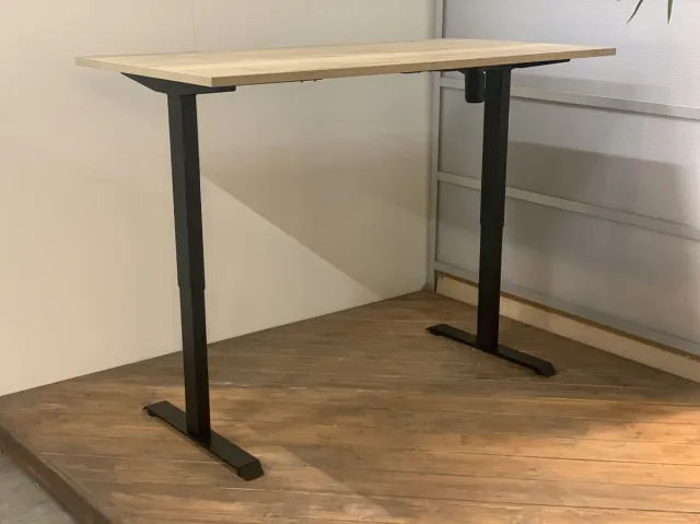 FERBOX - Kantoor & Design FB01 - elektrisch zit sta bureau met memory - zwart onderstel - halifax natuur eiken blad - NU MET GRATIS USB OPLADER! - 120 x 80 - NIEUW