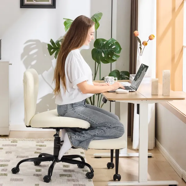 HAUSS SPOLE Bureaustoel Voor Volwassenen 360 Graden Draaibaar Met Hoofdsteun En Voetensteun Voor Thuiswerk Yoga En Meditatie Leer Wit