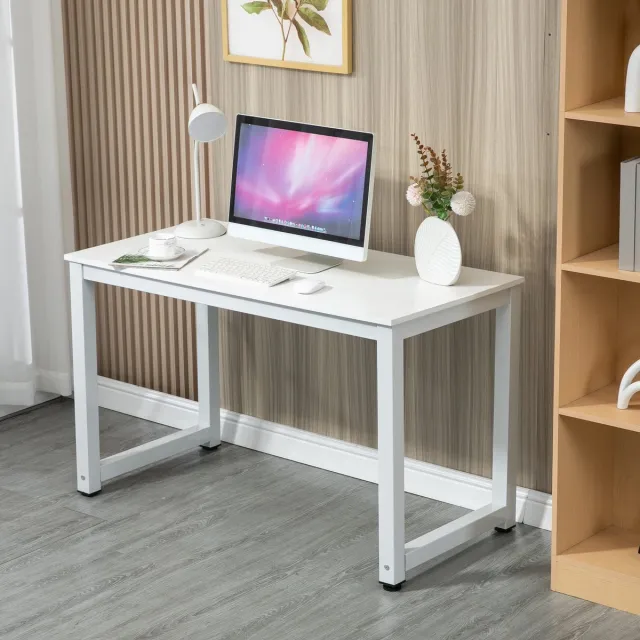 HAUSS SPOLE Bureau - Ruim Werkblad En Stabiele Constructie - Voor Thuiswerk, Studie En Kantoor - MDF En Metaal - 120x60x74 Cm - Wit White