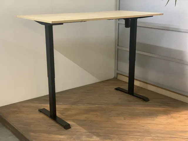 FERBOX - Kantoor & Design FB01 - elektrisch zit sta bureau met memory - zwart onderstel - ahorn licht eiken blad - NU MET GRATIS USB OPLADER! - 160 x 80 - NIEUW