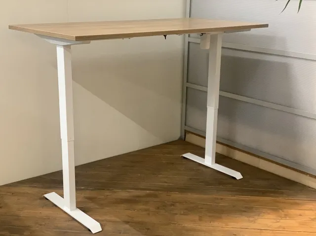 FERBOX - Kantoor & Design FB01 - elektrisch zit sta bureau met memory - wit onderstel - havanna blad - NU MET GRATIS USB OPLADER! - 140 x 80 - NIEUW
